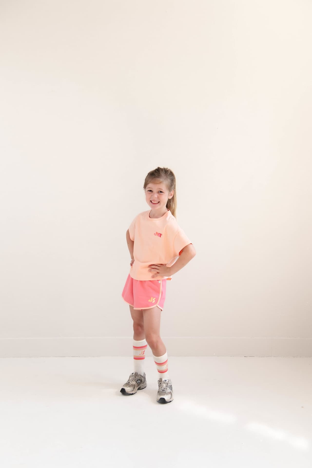 1222-peach-orange - Image 6