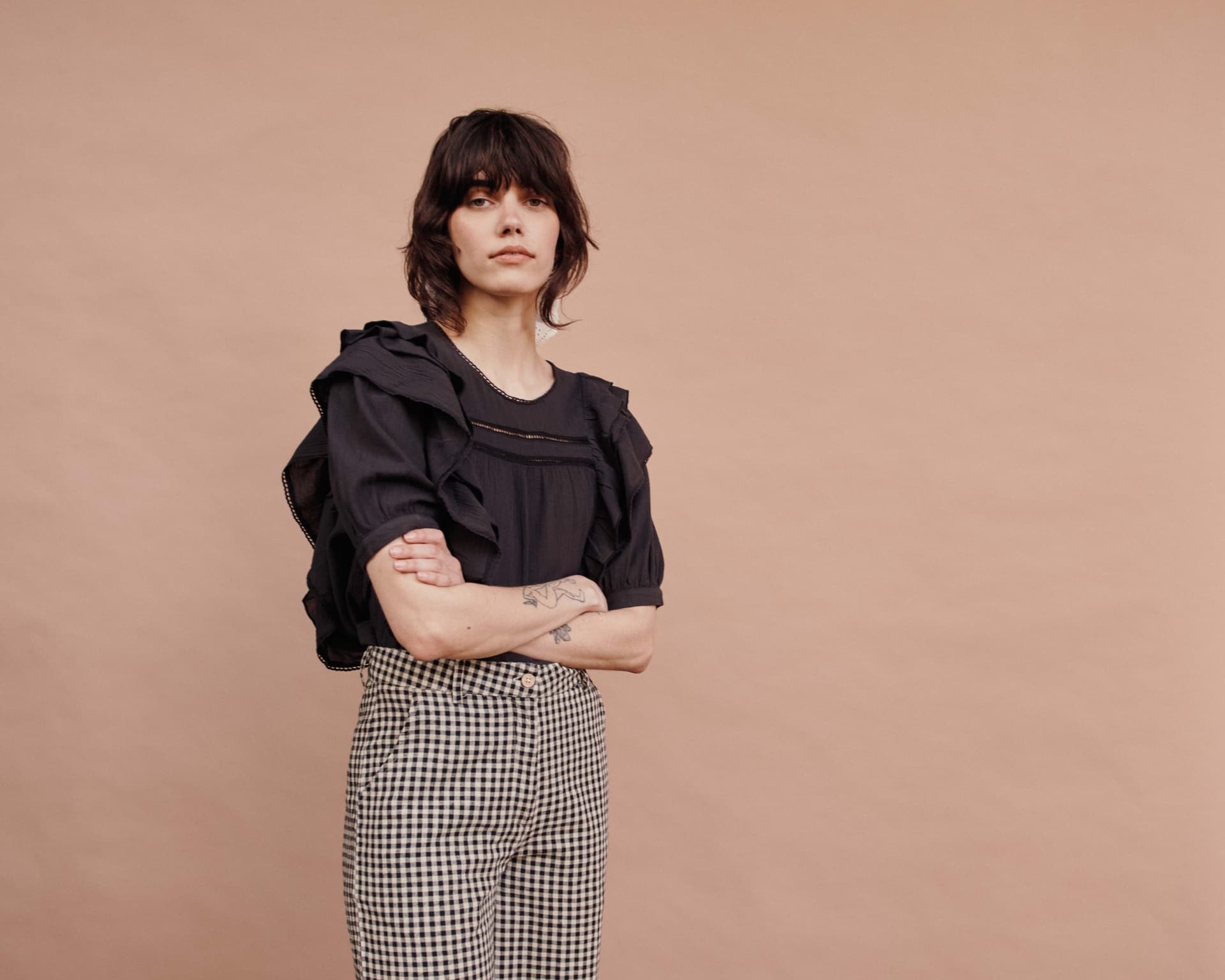 IDA-DAHLIA - NOIR - Lifestyle 3