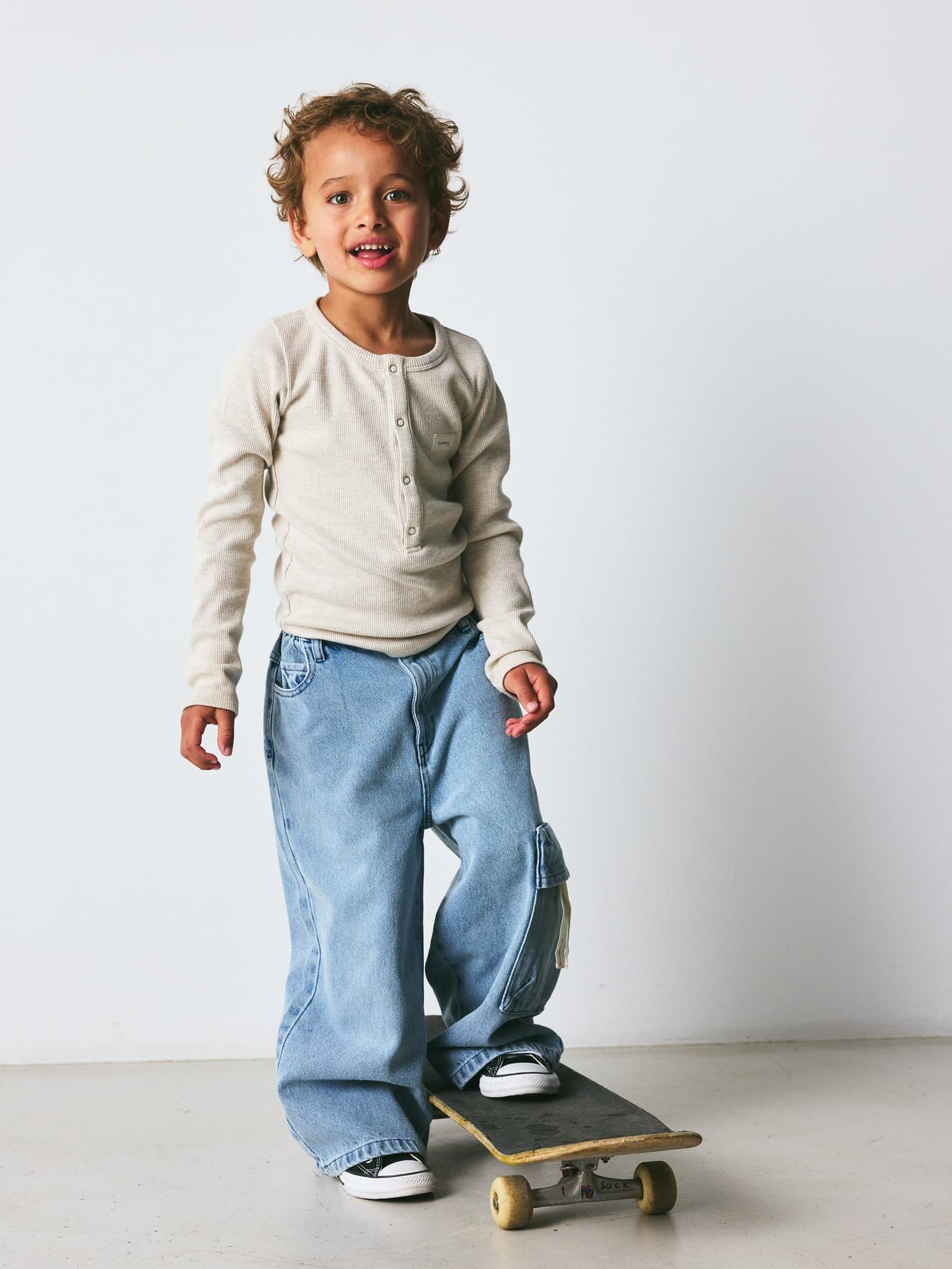 1100-Light Blue Denim - Image 1