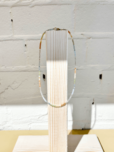 Kimchi - Ketting half edelsteen  donker